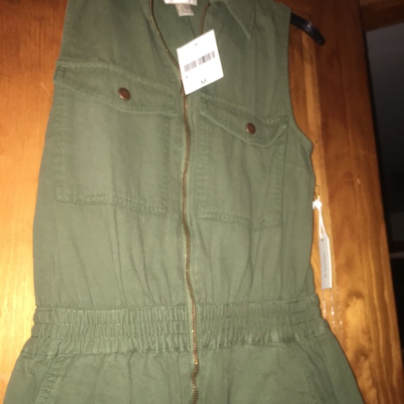 New denim zip up romper - Picture 3 of 4